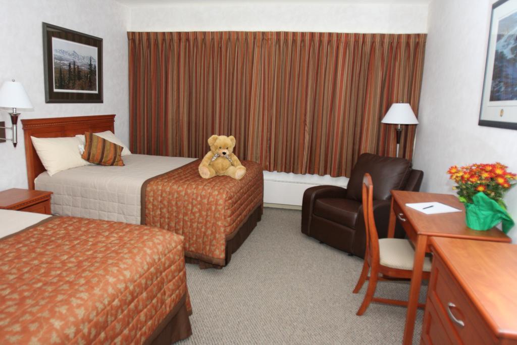 Lac Le Jeune Resort & Nature Centre Kamloops Ngoại thất bức ảnh